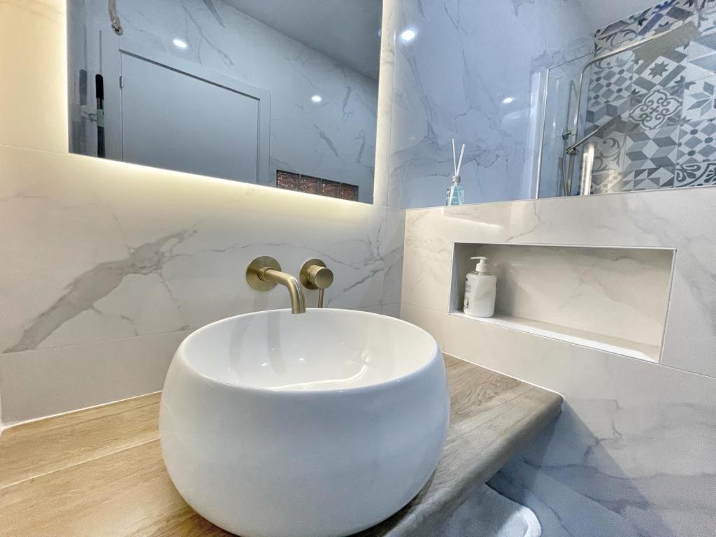 Luna Ensuites Centro Μάλαγα Εξωτερικό φωτογραφία